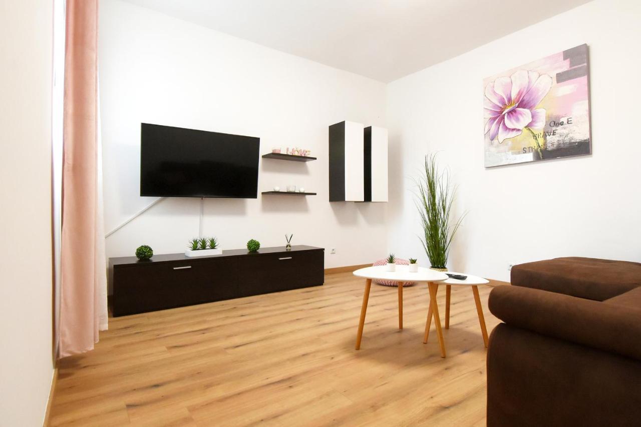וודניאן Apartman Barkunada מראה חיצוני תמונה
